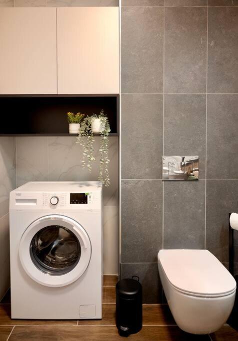 Apartament Neo Sapte - Ultra - Lux - Free Parking