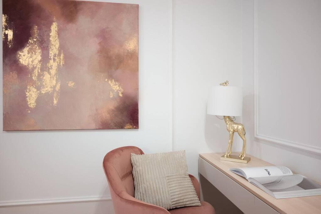 Neo Sapte - Ultra - Lux - Free Parking Apartament Timişoara